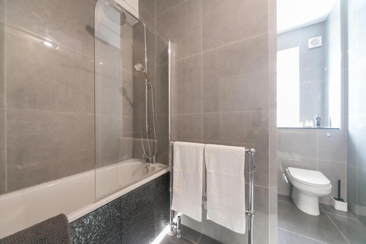 Beautifully Presented Centrally Located Studio Apartment Londra Esterno foto