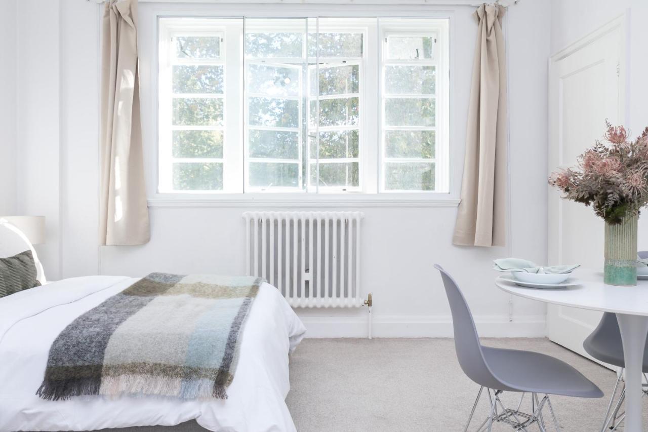 Beautifully Presented Centrally Located Studio Apartment Londra Esterno foto