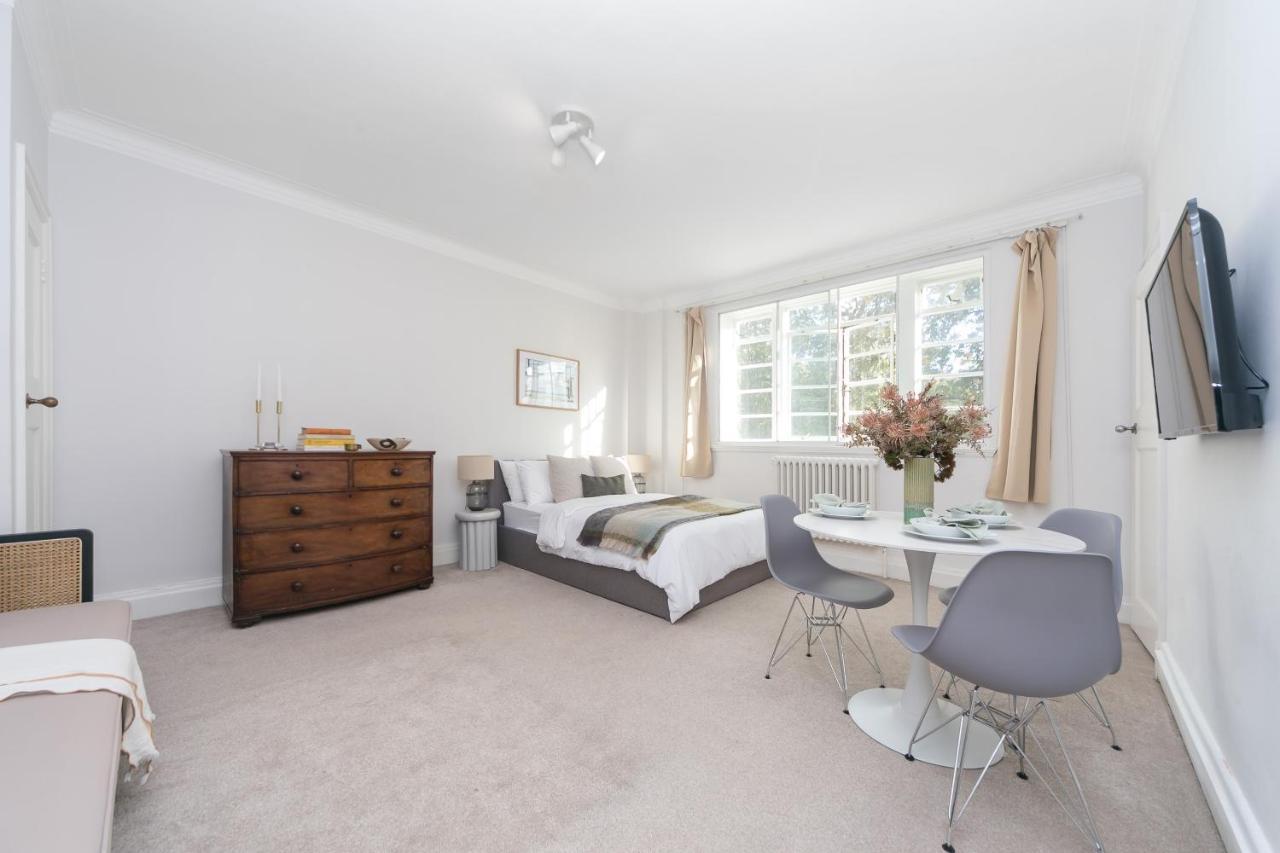 Beautifully Presented Centrally Located Studio Apartment Londra Esterno foto